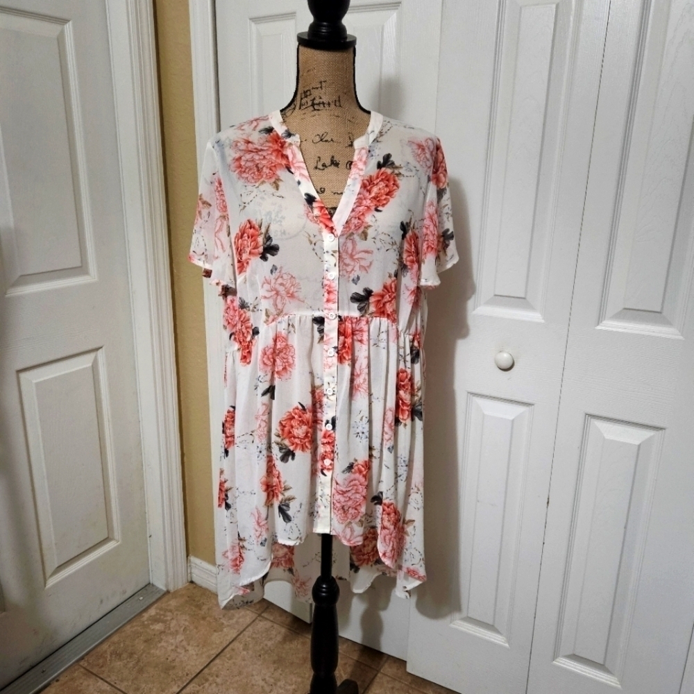 Torrid Lexie Babydoll Chiffon High-Low Sheer Floral Tunic Size 1 (1X) - Picture 3 of 13
